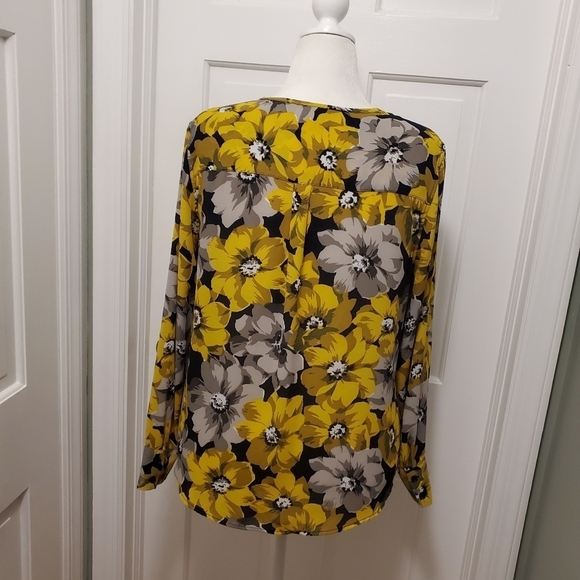 Who What Wear Yellow Floral Print Button Front Blouse Size XL - Picture 4 of 8